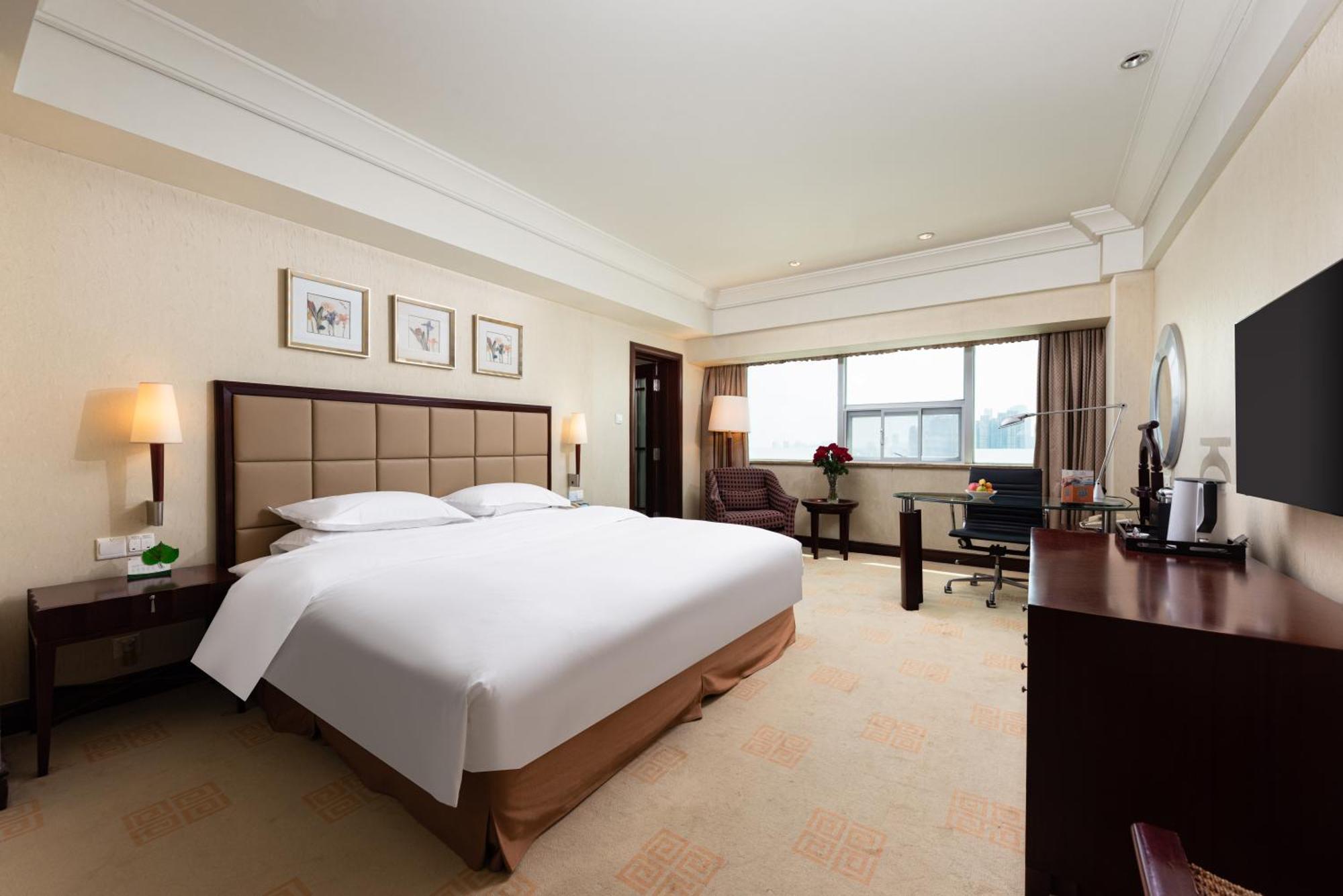 Ramada Plaza Optics Valley Hotel Wuhan Eksteriør billede