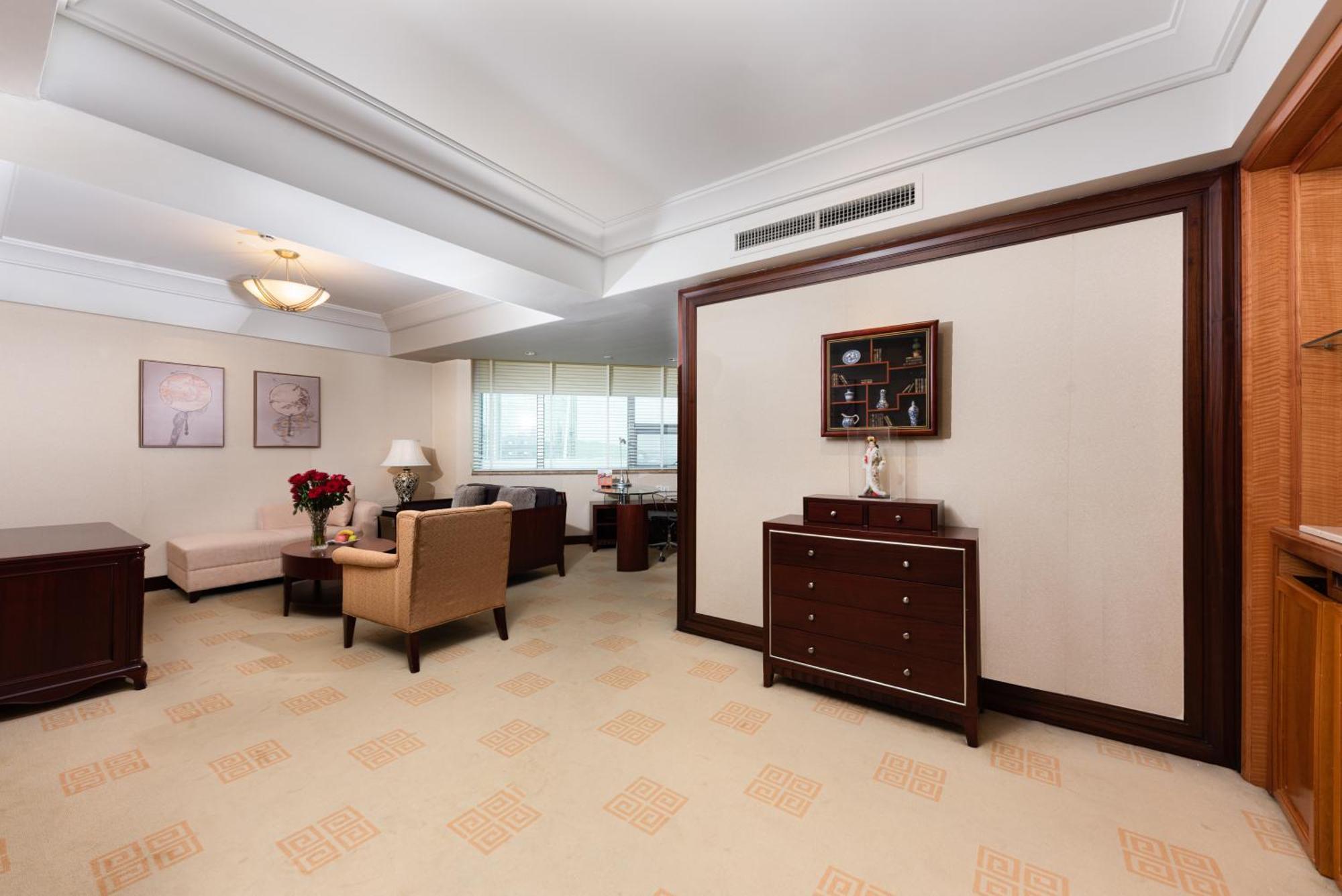 Ramada Plaza Optics Valley Hotel Wuhan Eksteriør billede