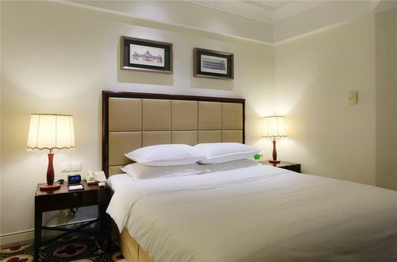 Ramada Plaza Optics Valley Hotel Wuhan Eksteriør billede
