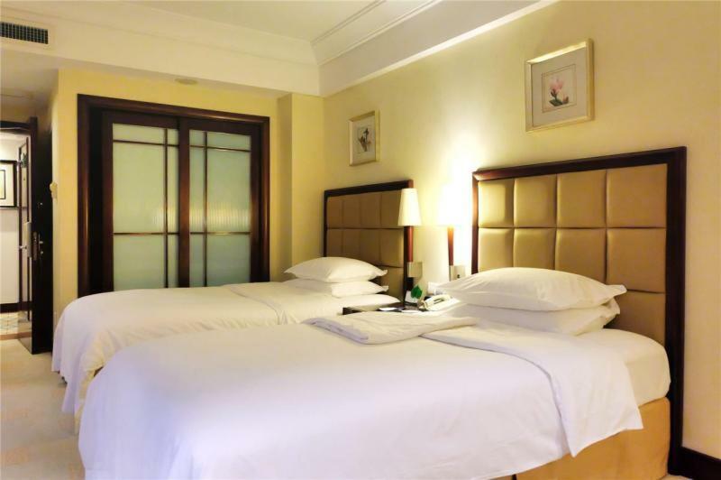 Ramada Plaza Optics Valley Hotel Wuhan Eksteriør billede