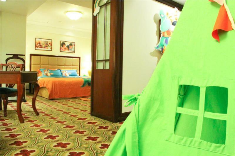 Ramada Plaza Optics Valley Hotel Wuhan Eksteriør billede
